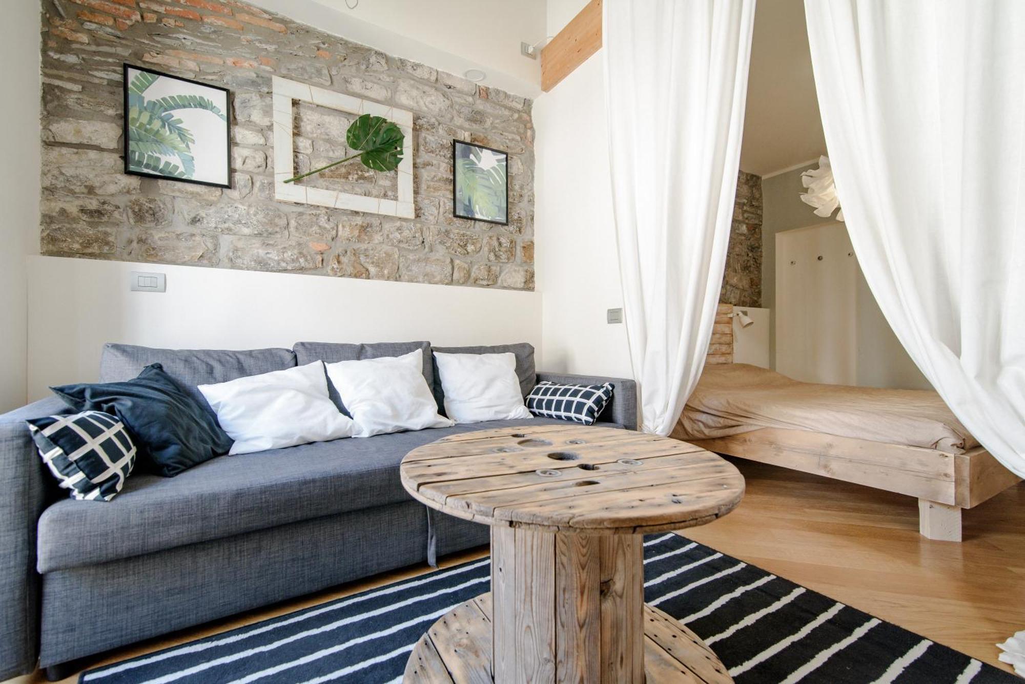 Gem Of The Lake - Luxury Apartment Como Old Town Ngoại thất bức ảnh