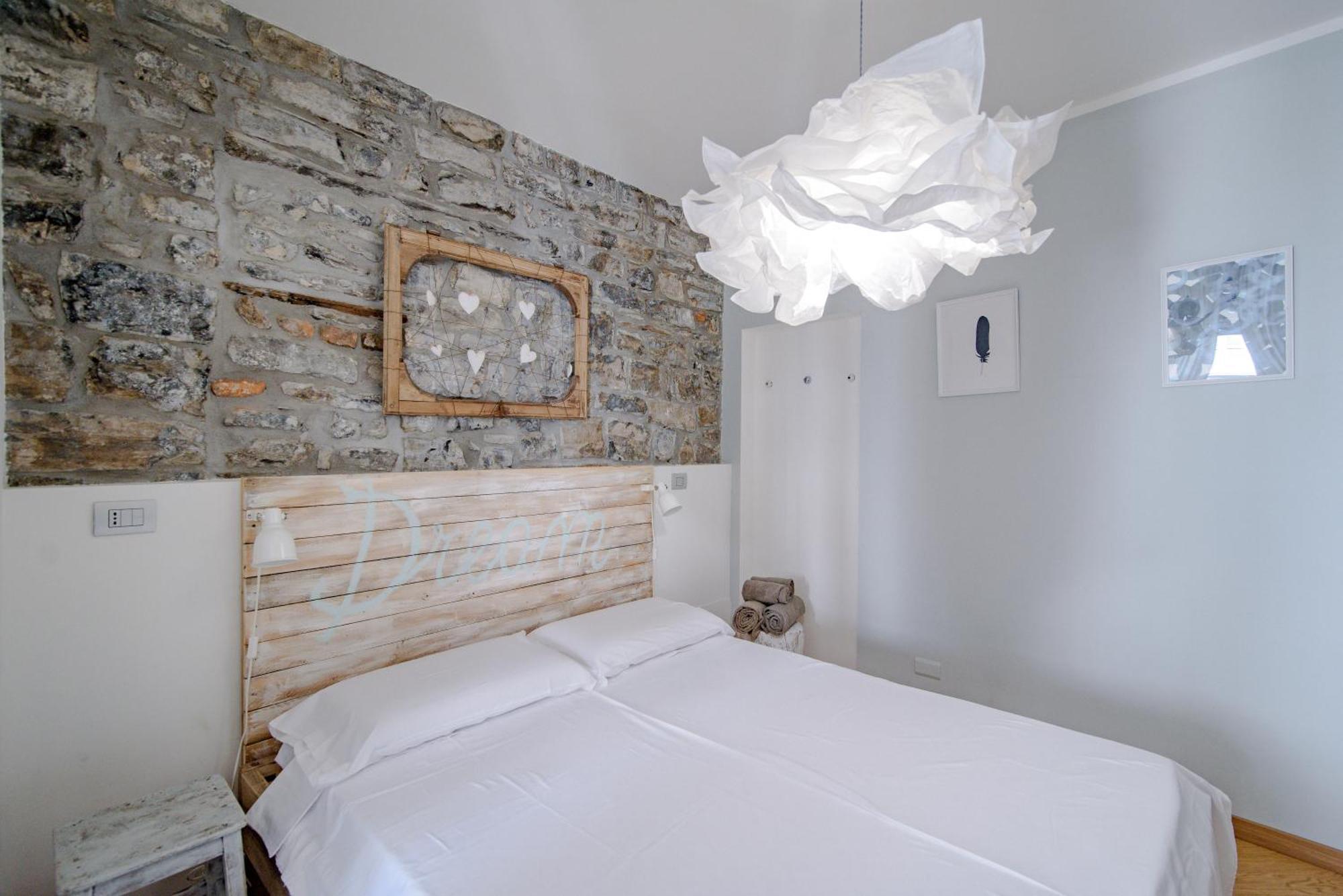 Gem Of The Lake - Luxury Apartment Como Old Town Ngoại thất bức ảnh