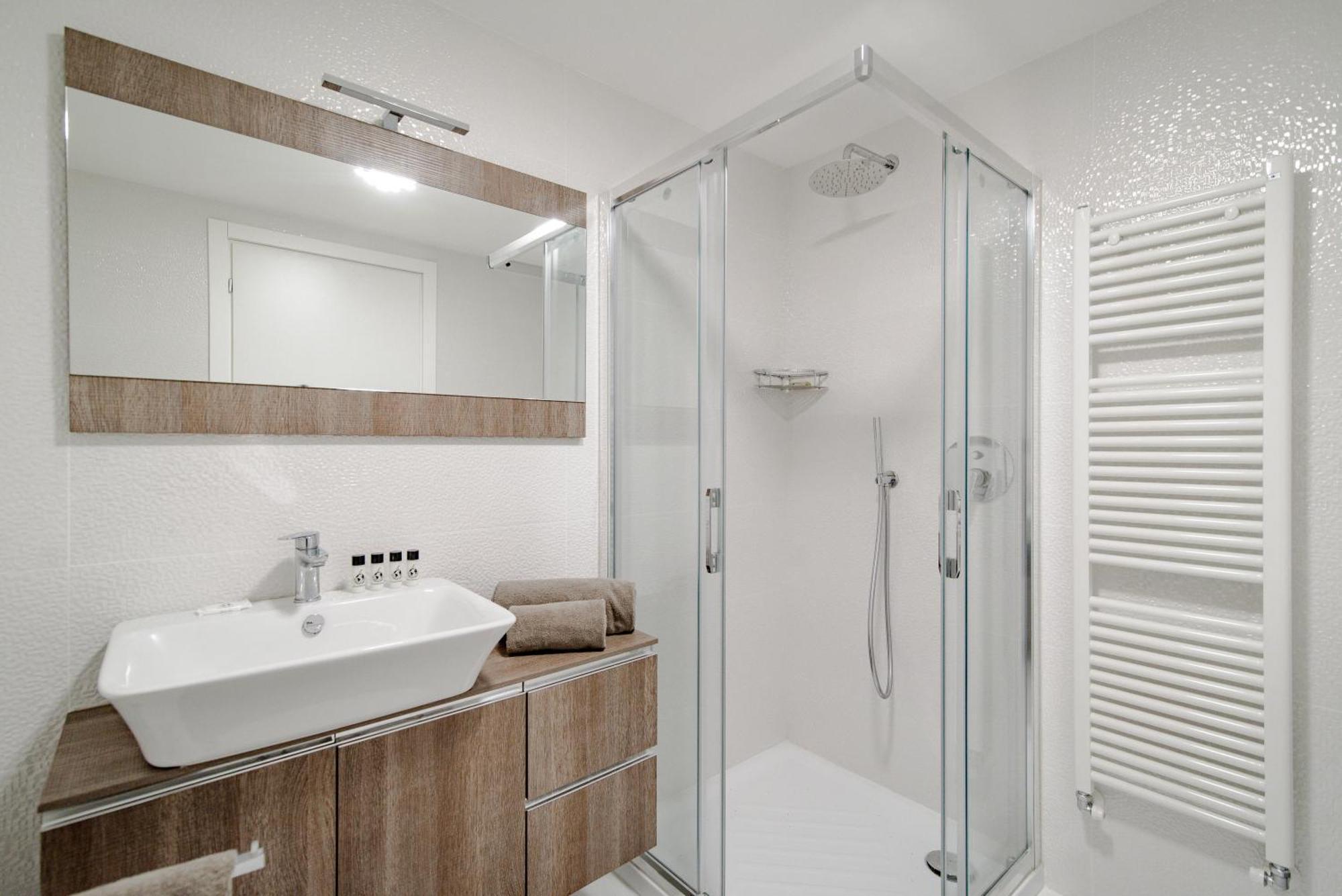 Gem Of The Lake - Luxury Apartment Como Old Town Ngoại thất bức ảnh